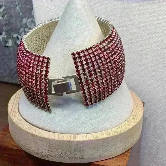 Red Rhinestone Sparkling Statement Necklace with matching Bracelet- Set Vintage - Picture 5 of 7